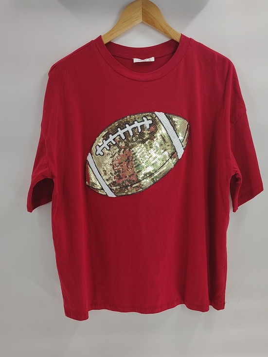 Timing Tops - Timing Gameday Football Tee Medium Red Sequins Oversized Relaxed Short Sleeve